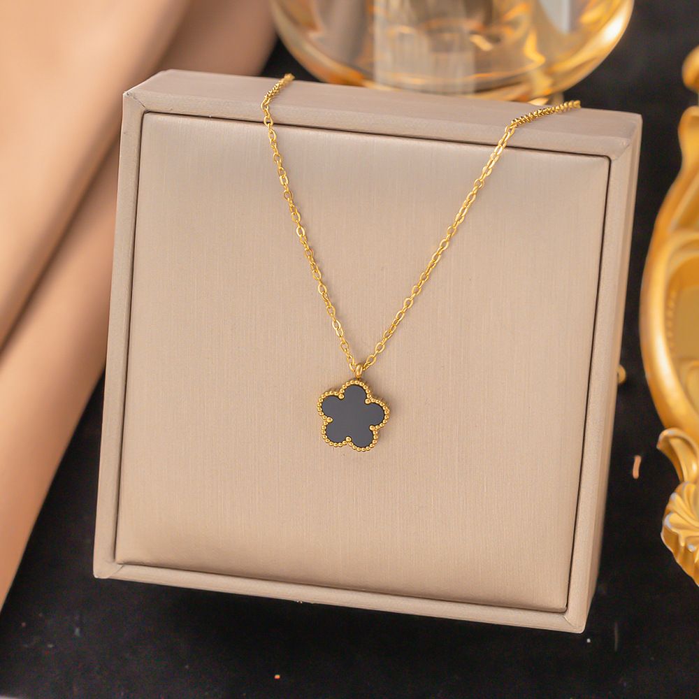 2024 Hot Selling Stainless Steel Gold Double-sided OL Mother Of Pearl Five Leaf Flower Necklace, Fashionable, Versatile_ipsvogv.com