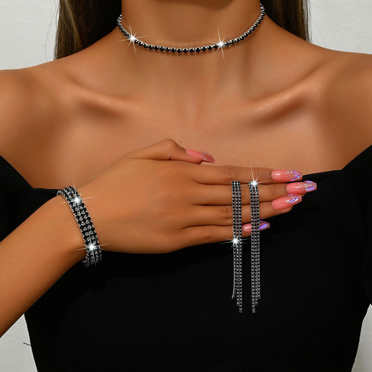 Women’s Jewelry Set Fashion Fashion Simple Restraint Necklace Hot Sale Full Diamond Claw Chain Elastic Bracelet Earring Necklace Four Piece Set_ipsvogv.com