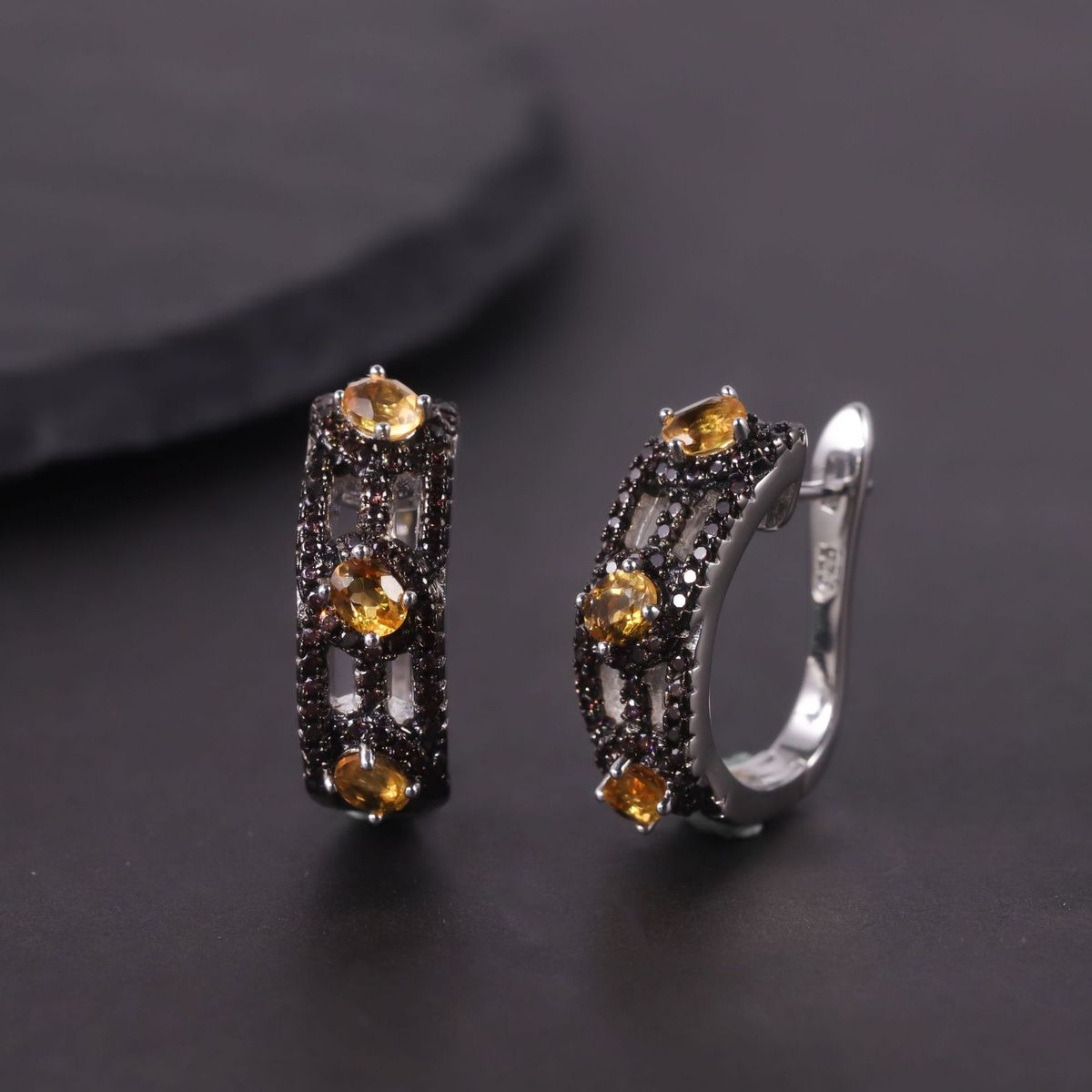 Personalized Dark Style Earrings Inlaid With Garnet Topaz Crystal Gemstone Earrings S925 Sterling Silver_ipsvogv.com