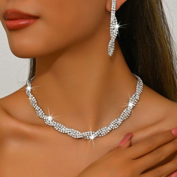 Jewelry & Accessories Claw Chain Rhinestone Necklace Earrings Set Four Piece Braided Necklace Clavicle Chain Evening Accessories_ipsvogv.com