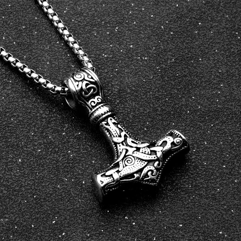 2023 Jewelry Rock Music Earphones Pendant Titanium Steel Couple Necklace for Men_ipsvogv.com