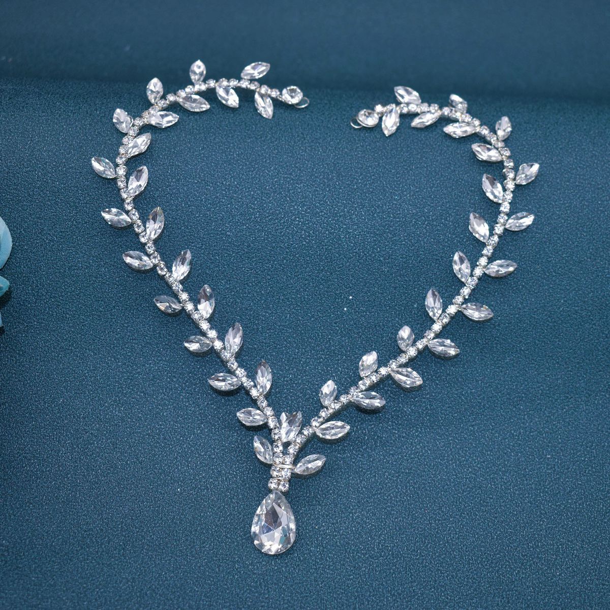 Women's Crystal Headband For Wedding Bridal Hair Accessories - Handmade Rhinestone Floral Tiara For Parties & Special Occasions_ipsvogv.com