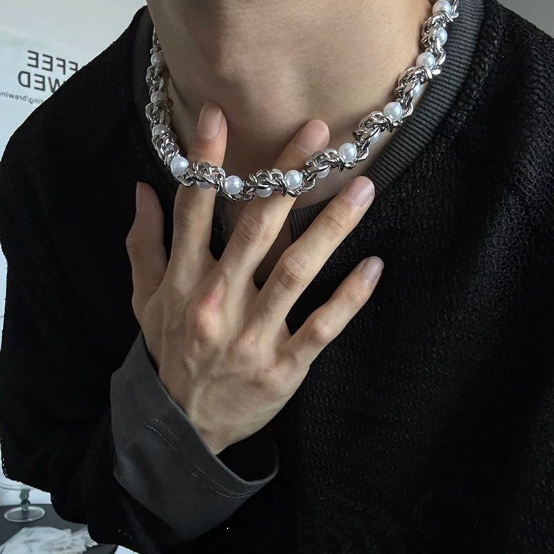 European And American Pearl Wound Collarbone Chain Men's Niche Design High-end Titanium Steel Necklace Choker Neck Chain Neck Accessories_ipsvogv.com