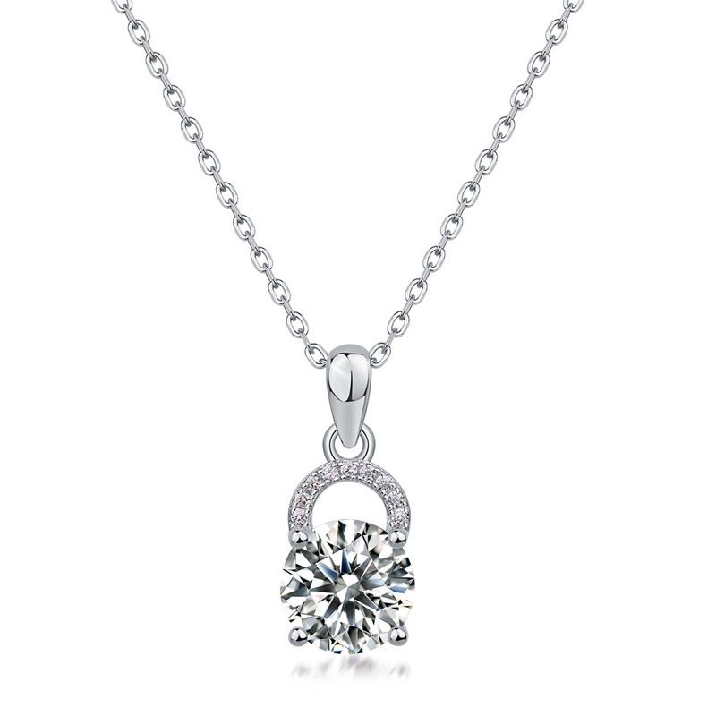 S925 Silver Moissanite Diamond Pendant Simple Four Claw Diamond Pendant Round Diamond Clavicle Chain Wedding Gift_ipsvogv.com