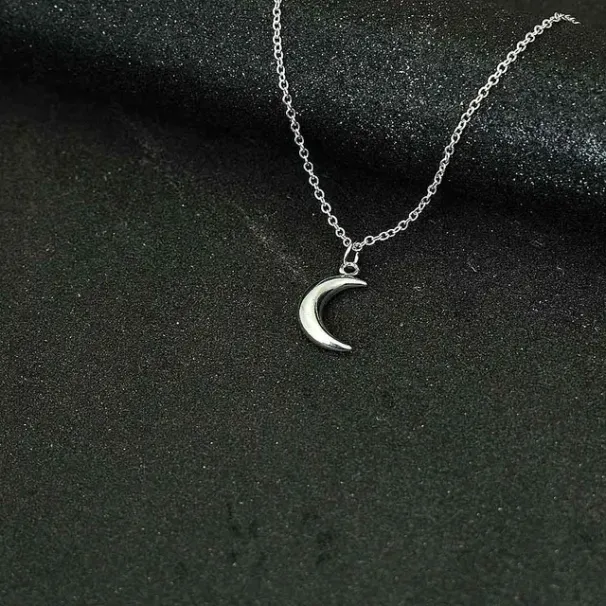 2025 New Arrivals Sier Color Choker Simple Moon Cross Pendants Necklaces For Women Metal Chain Necklace Female Jewelry Accessories_ipsvogv.com