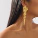 E12257 3D Flower Tassel Earrings, Middle Ages, High Grade, Exaggerated Leaves, Personalized Earrings for Women_ipsvogv.com
