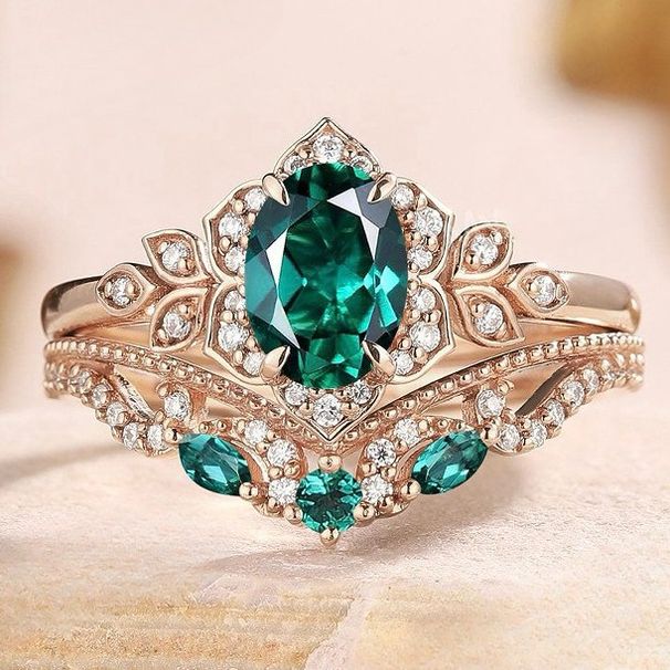 Sanjie Light Luxury Princess Crown Rose Gold Jewelry Inlaid Water Drop Grandmother Green Diamond Ring Female_ipsvogv.com