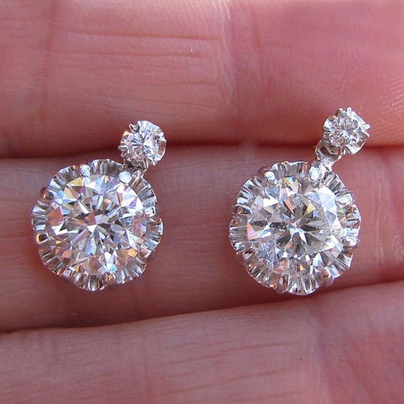Cao Shi's New Fashion Trend Flash Diamond Zircon Female Style Flower Earrings Accessories_ipsvogv.com