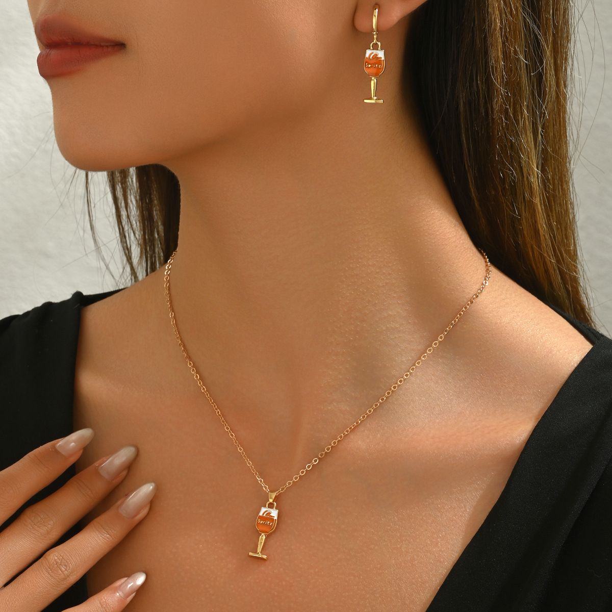 Wine Glass Drop Jewelry Set | Personalized Clavicle Necklace & Earrings | Elegant Oil Pendant Design For Women_ipsvogv.com