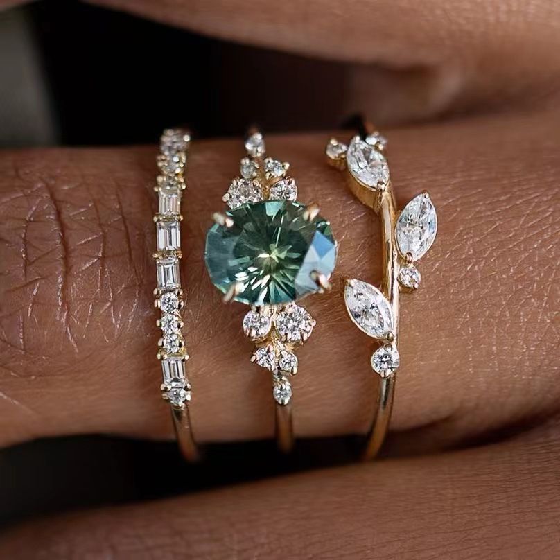 Sanjie Light Luxury Floral Engagement Hot Selling Three Piece Ring Set_ipsvogv.com