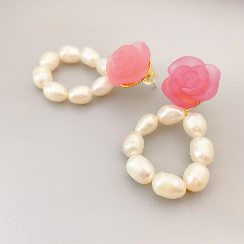 New Fashionable Freshwater Aquaculture Pearl Rose Shaped Exaggerated Atmospheric Eardrops Silver Needle Earrings_ipsvogv.com