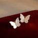 Women's Jewelry White Mother Of Pearl Butterfly Earrings Niche Design Light Luxury Shell Temperament Simple Earrings 925 Silver Needle Jewelry_ipsvogv.com