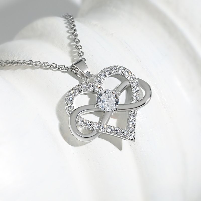 Infinity Symbol 8-character Peach Heart Sweater Chain, New Niche High-end Bow Love Necklace_ipsvogv.com