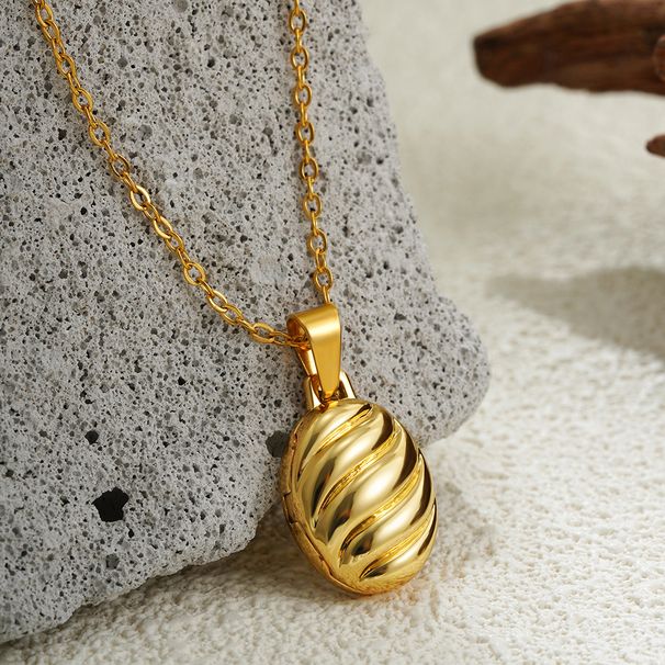 Gold Openable Photo Frame Necklace Stainless Steel Retro All Match Photo Frame Pendant Necklace_ipsvogv.com