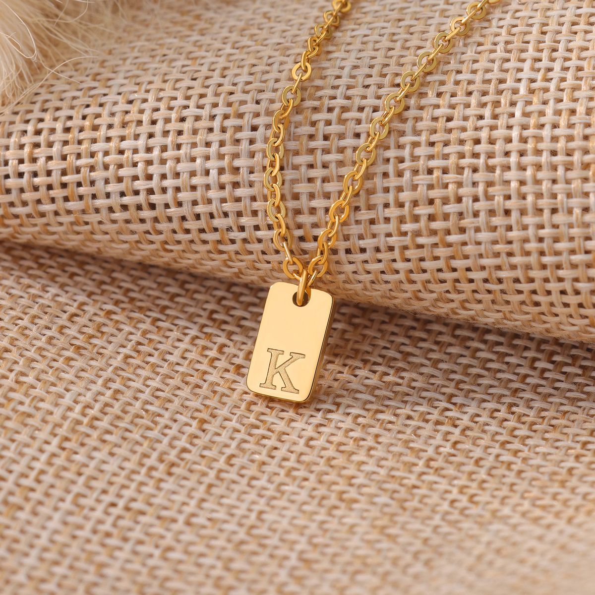 new letter square pendant necklace stainless steel necklace 26 English letter men and women necklace_ipsvogv.com