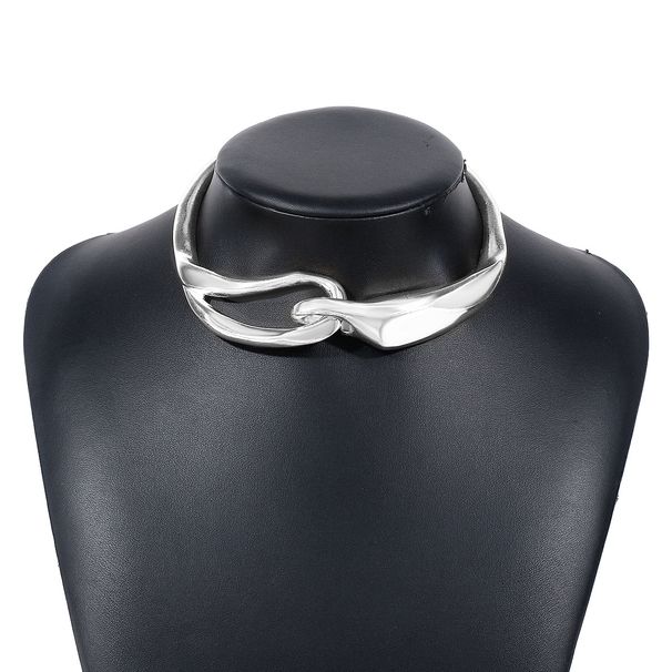 N11497 Exaggerated Metal Style Three Dimensional Buckle Necklace with Light Luxury and Unique Design Sense Hip Hop_ipsvogv.com