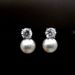Cao Shi Ruili Star Same Style Elegant Women's Simulated Pearl Single Diamond Fashion Dinner Earrings_ipsvogv.com
