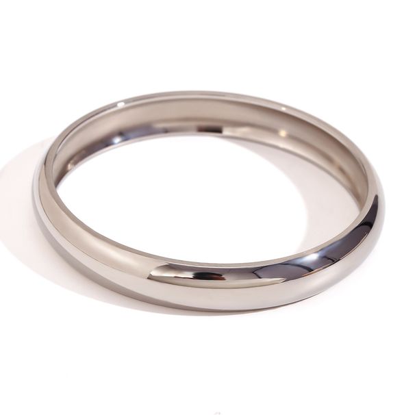 Women's Jewelry Fashion Simple Light Luxury Titanium Steel Bracelet Personality Exaggerated Smooth Stainless Steel Plated K Bracelet Jewelry_ipsvogv.com