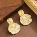 Fashionable Diamond Studded Pearl Shell Texture For Women With A Sense Of Luxury, Simple Vacation Style Silver_ipsvogv.com