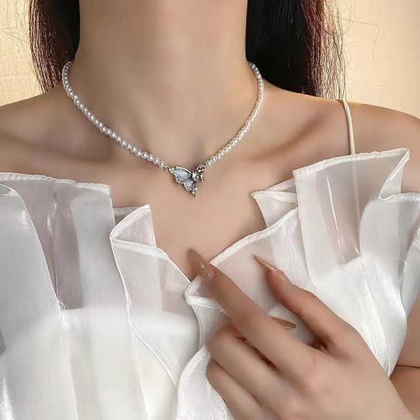 Pearl Butterfly Neck Clavicle Chain Women's Cold Style High End Design Necklace Hip Hop Y2k Subcultural Jewelry Summer_ipsvogv.com