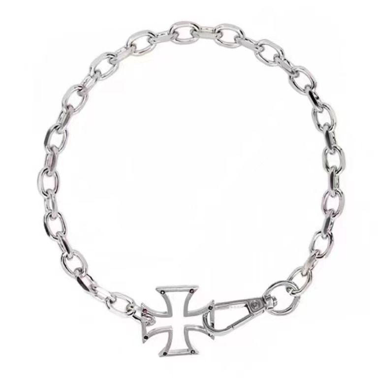 Necklace Men's Hollow Cross Neck Chain Short Hip Hop Versatile Personality Niche Tide Girls Cuban Chain Couple_ipsvogv.com