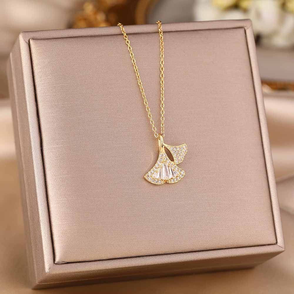 High End Feeling Full Diamond Ginkgo Leaf Necklace, Women's Instagram Style Mini Skirt, Fan-shaped Pendant, Titanium_ipsvogv.com