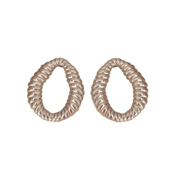 Real Gold Electroplated Titanium Steel Irregular Hollow Embossed O Shaped Gold And Silver Earrings_ipsvogv.com