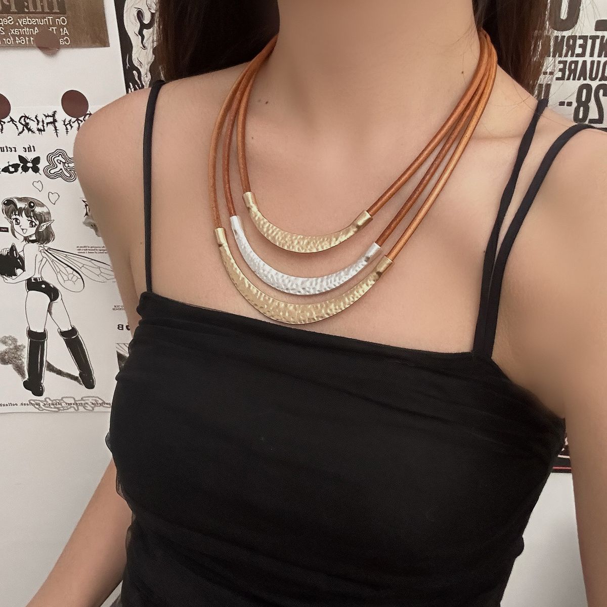 Women's Jewelry Set Fashion Short Necklace Multi Layer Arc Retro Style Fashion Personality Clothing Accessories Clavicle Chain Female Decorative Chain_ipsvogv.com