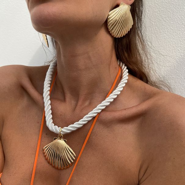 Bohemian Beach Vacation Style Metal Fan Shell Pendant With Exaggerated Personality And Thick Rope Necklace For Women_ipsvogv.com