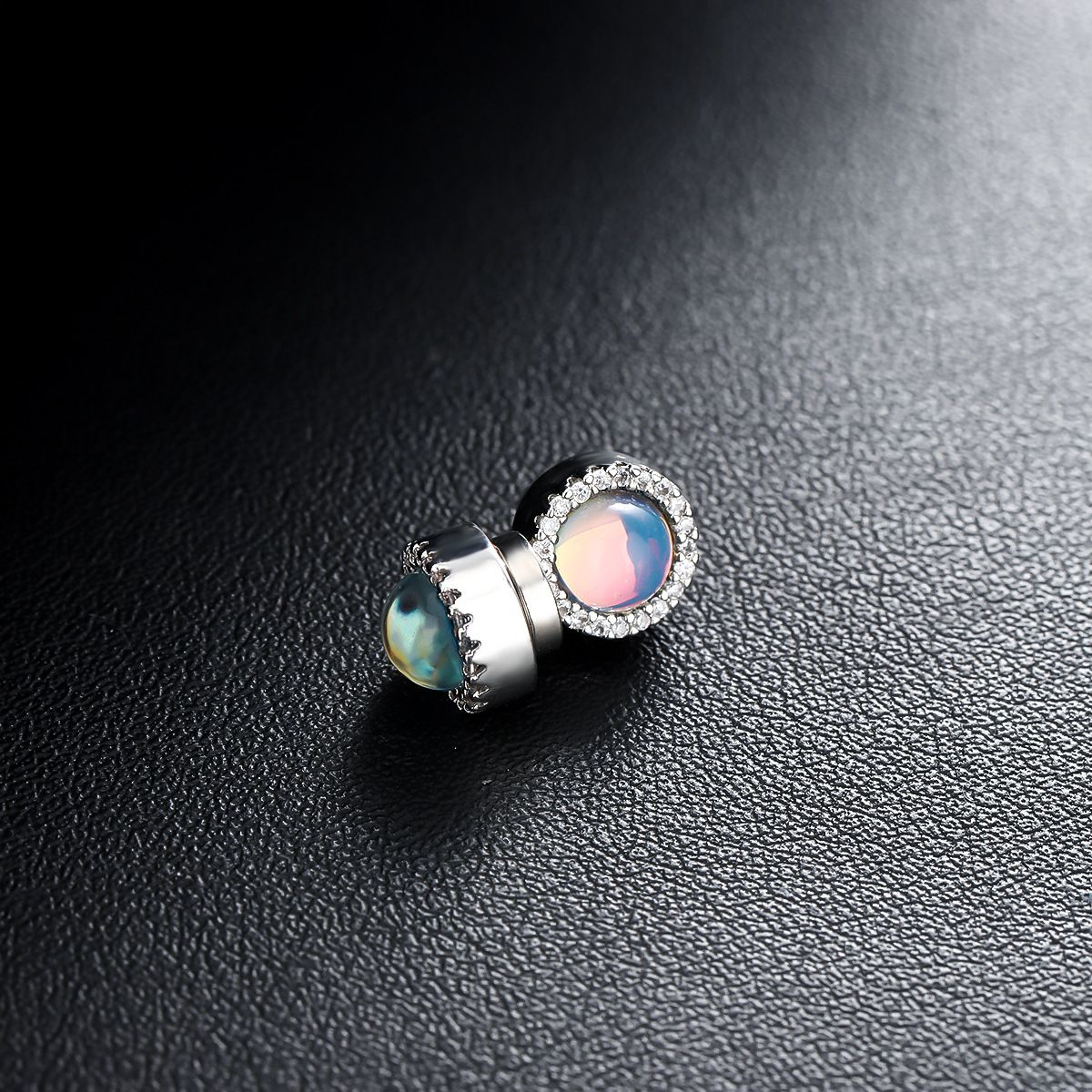 Multi Colored Dazzling Magnetic Ear Clips, Men's High-end Versatile Earrings, Women's Hooligan And Handsome Personality,_ipsvogv.com