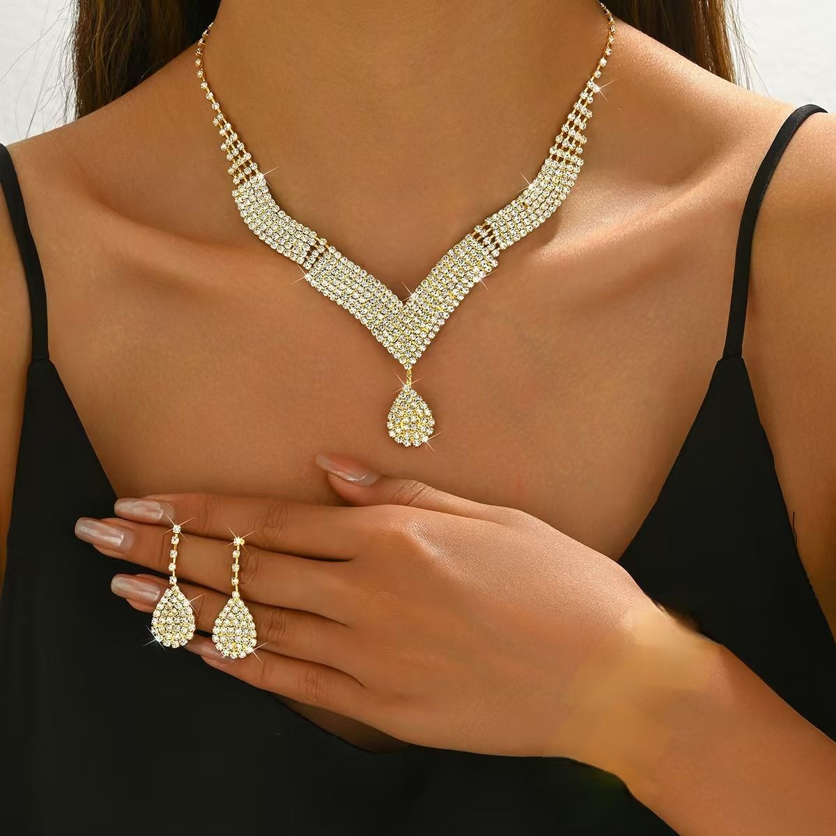 Wedding Jewelry Set Necklace Earrings Bracelet Ring Luxury Rhinestone Bridal Chain_ipsvogv.com