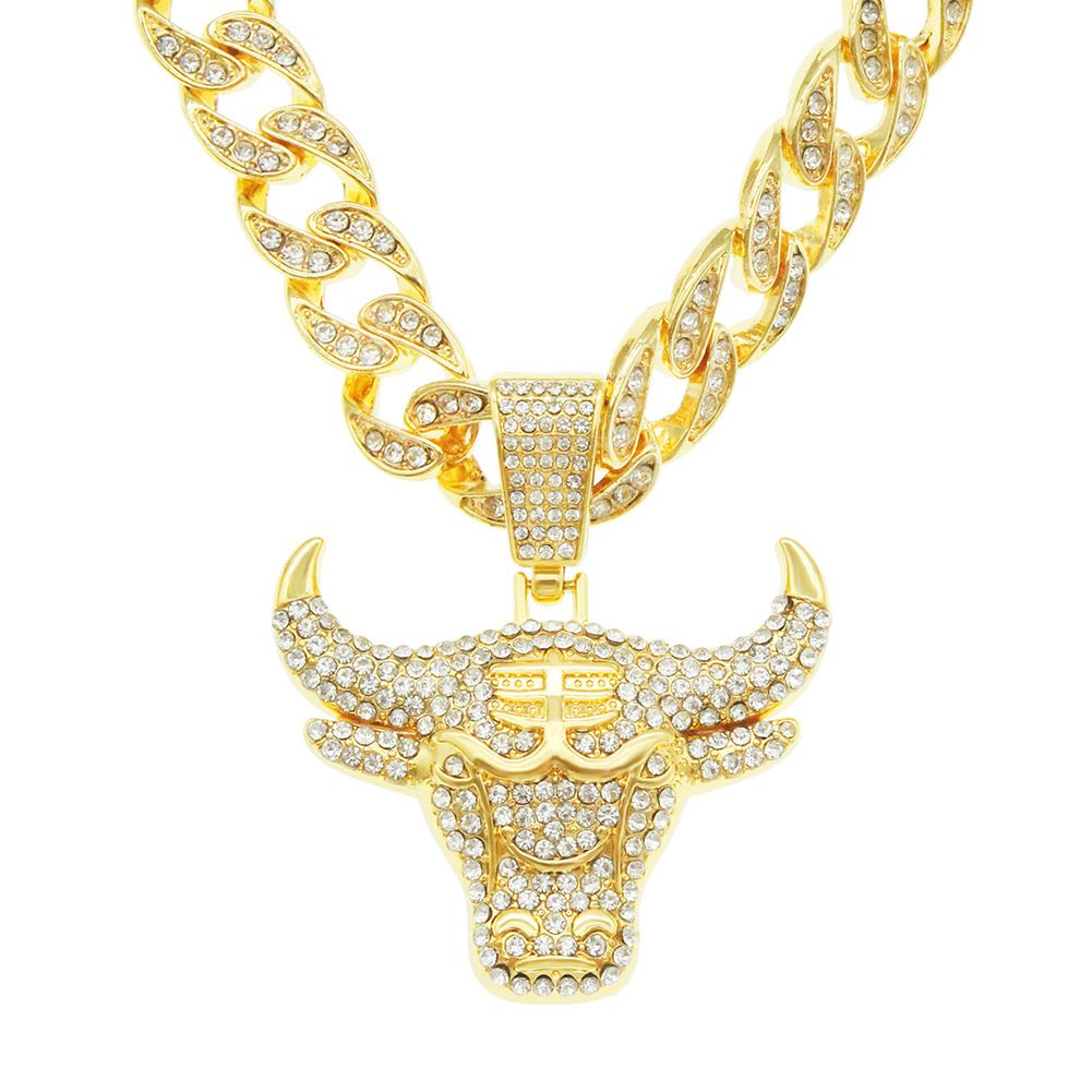 Hip hop 3D Diamond Bull Head Pendant Cuban Large Gold Chain Cool Punk Trendy Wearing Necklace_ipsvogv.com