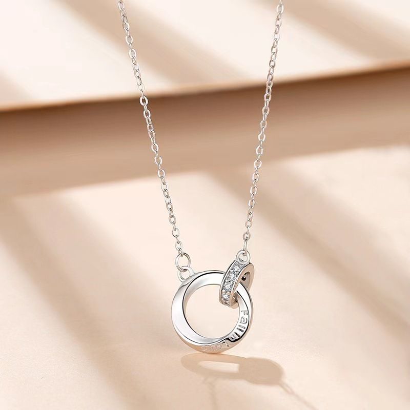 Mobius ring couple necklace light luxury niche high end interlocking pendant clavicle chain Valentine's Day gift_ipsvogv.com