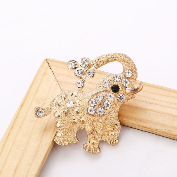 New Korean version high end alloy elephant brooch clothing accessories pin scarf buckle animal rhinestone brooch_ipsvogv.com