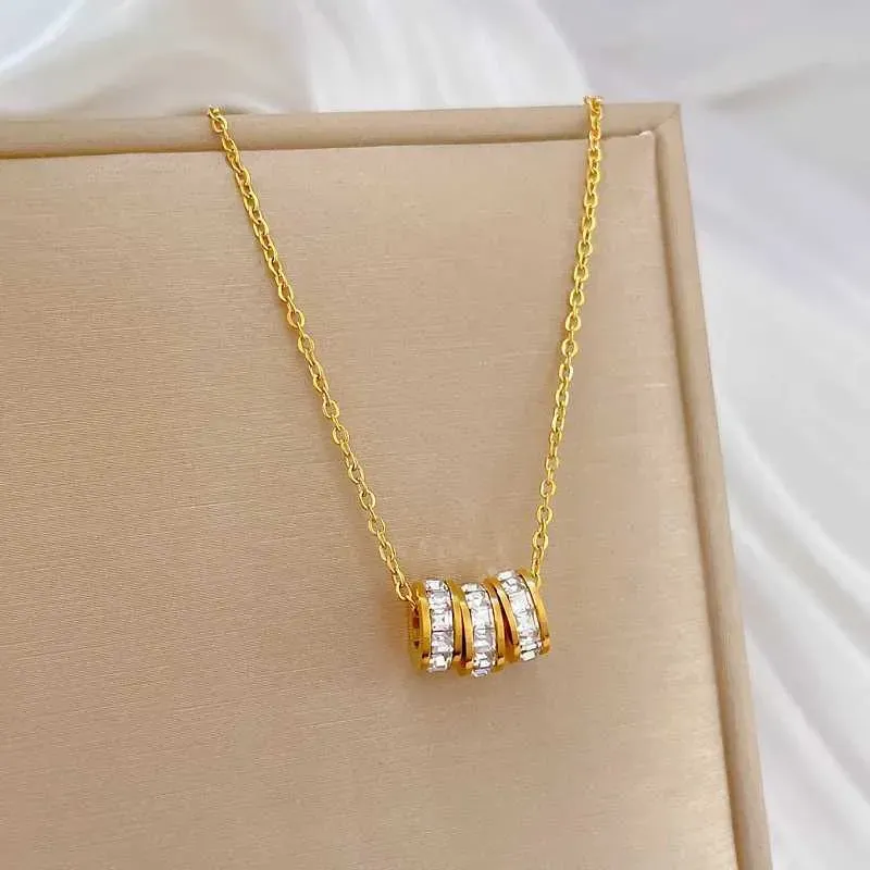 Necklaces Stainless Steel Cubic Zircon Geometric Small Waist Round Pendant Elegant Womens Party Sexy Clavicle Necklace_ipsvogv.com