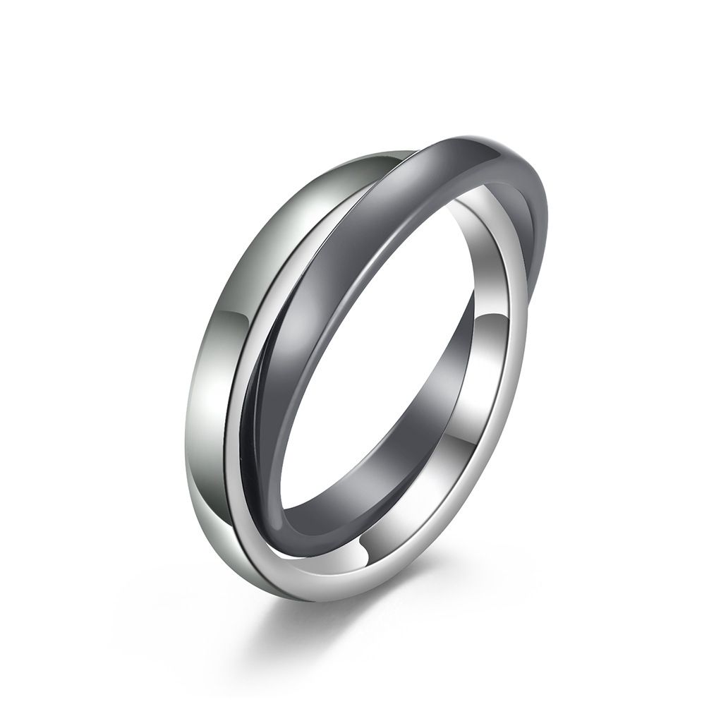 Titanium steel buckle ceramic double ring double circle ring simple cross two color temperament couple hand jewelry pinky ring_ipsvogv.com