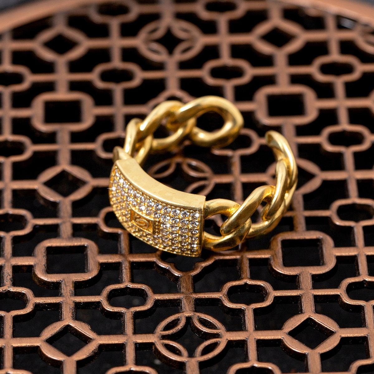 Fashionable Cuban Chain Open Couple Personalized Hip Hop Matte Cute Monaco Set Zircon Copper Ring_ipsvogv.com