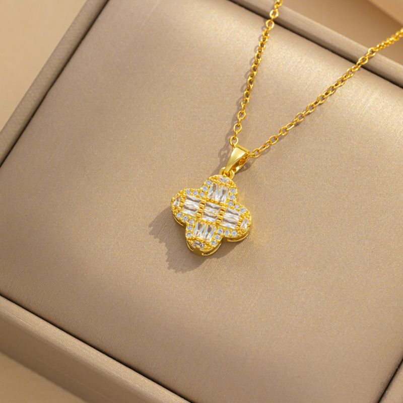 Jewelry Copper Gold Plated With Diamonds Lucky Grass Pendant Necklace Women's Light Luxury Clover Clavicle Chain_ipsvogv.com