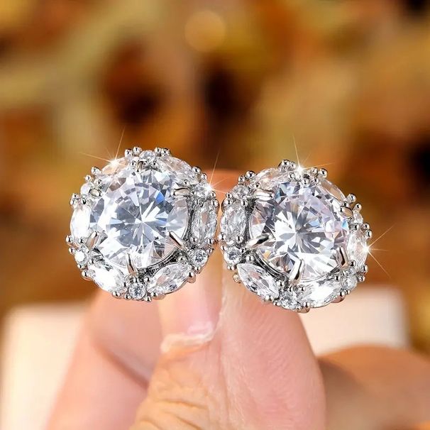 Cao Shi's High-end Fashionable Round Luxurious Zircon Crystal Earrings Women. They Are Versatile And Suitable For Women_ipsvogv.com