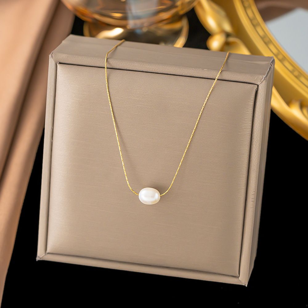 Artificial Pearl Necklace 2023 New Titanium Steel Temperament Does Not Fade Collarbone Chain Women's High-end Feeling_ipsvogv.com