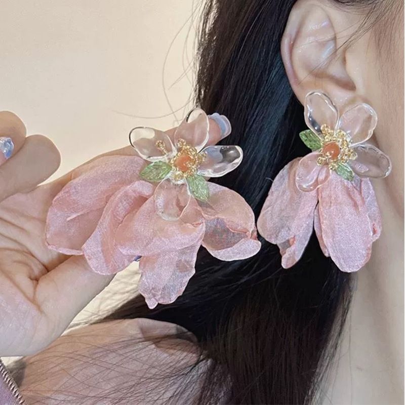 Unisex French Retro Chiffon Petal Tassel Earrings High End Niche Unique Earrings Exaggerated Temperament Holiday Style Earrings_ipsvogv.com