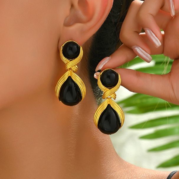 Unisex Geometric Earrings High End Niche Inlaid Pearl Design Earrings For Women Light Luxury And Versatile Water Drop Earrings_ipsvogv.com