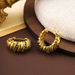 Light luxury temperament circle personality element circle, high-end feeling, green zirconium earrings, fashionable_ipsvogv.com
