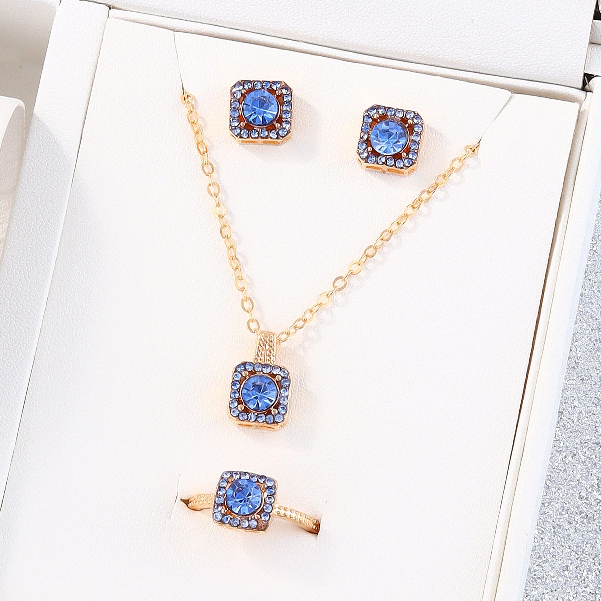 Three piece set with diamond and zircon necklace, earrings, ring, female pendant, internet celebrity live broadcast clavicle chain_ipsvogv.com