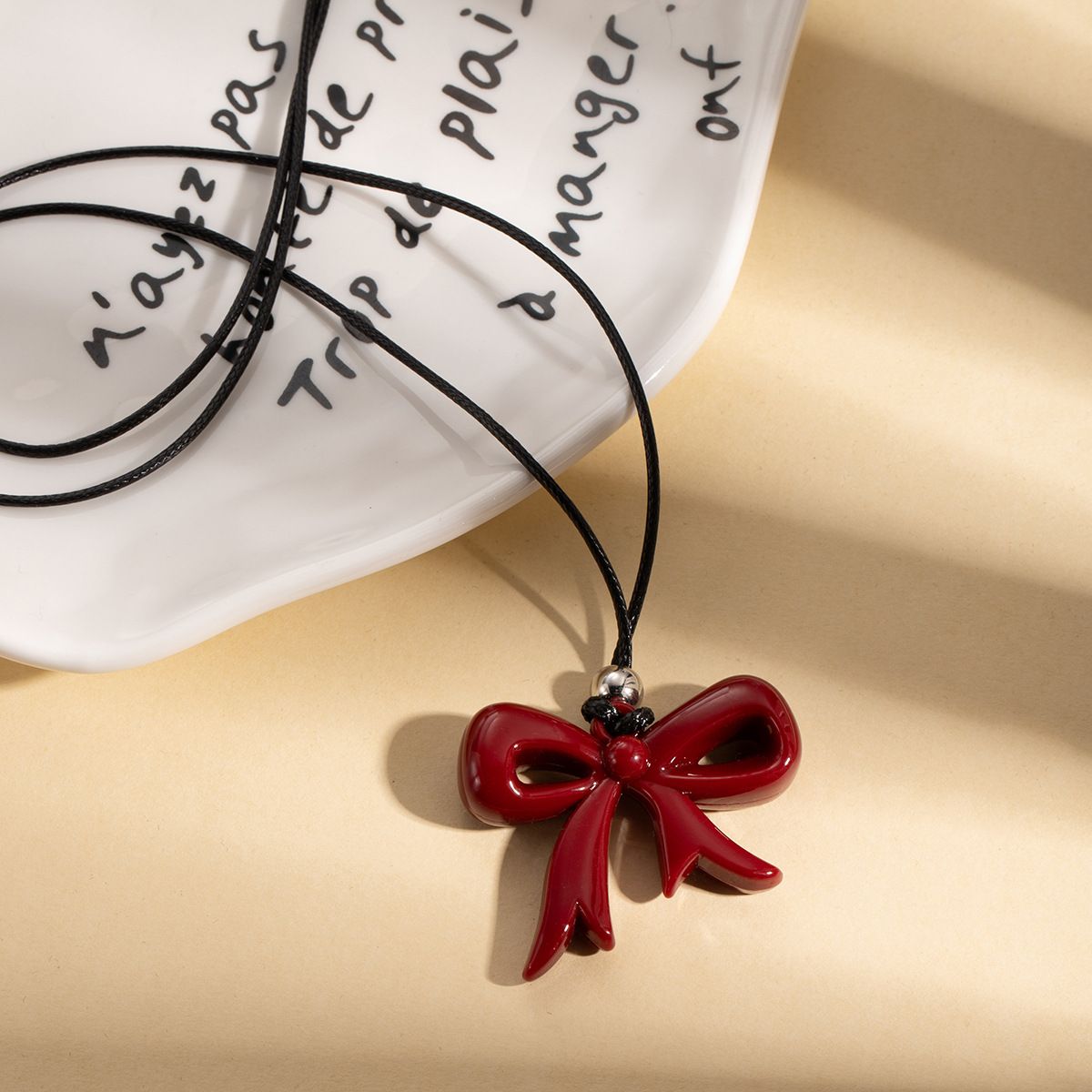 Autumn Winter Burgundy Ribbon Heart Bow Pendant Necklace Light Luxury Ancora Red Versatile Long Sweater Chain_ipsvogv.com