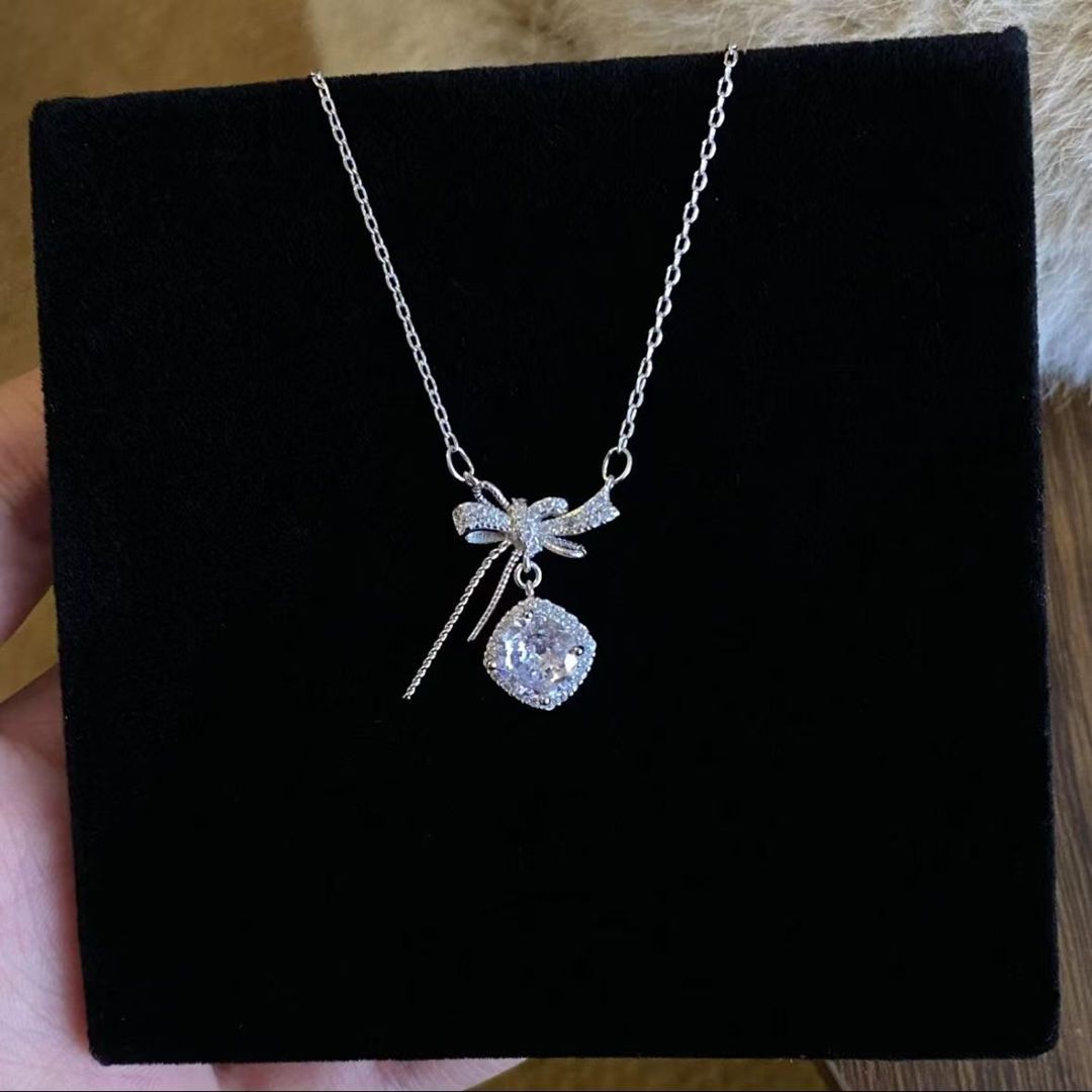 S Pure Silver Bow Square Sugar Necklace For Women, Niche Design, Light Luxury Temperament, High-end Feel, Versatile_ipsvogv.com