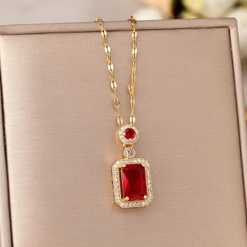 Classic Zircon Emerald Crystal Geometric Earrings Necklace Ring Set, High-end Temperament Collarbone Chain Jewelry_ipsvogv.com