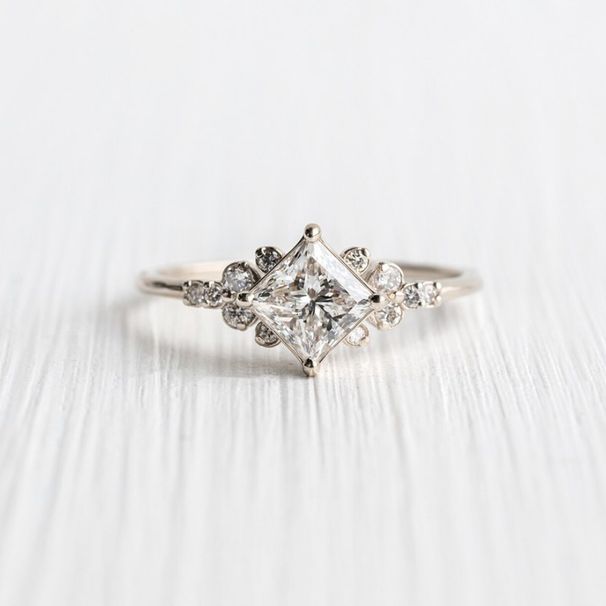 New Inlaid Square Diamond Zircon 14k Gold Engagement Tail Ring_ipsvogv.com