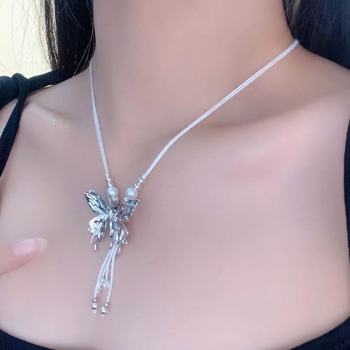 Light Luxury Niche Design Butterfly Tassel Pendant Fashionable New Style Personalized High-end Collarbone Chain_ipsvogv.com
