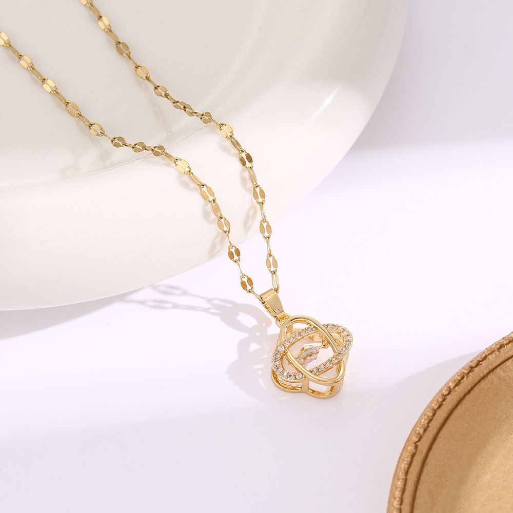 New Korean Edition Gold Plated Micro Inlaid Zircon Dynamic Four Leaf Flower Titanium Steel Necklace Mesh Red Fashion_ipsvogv.com